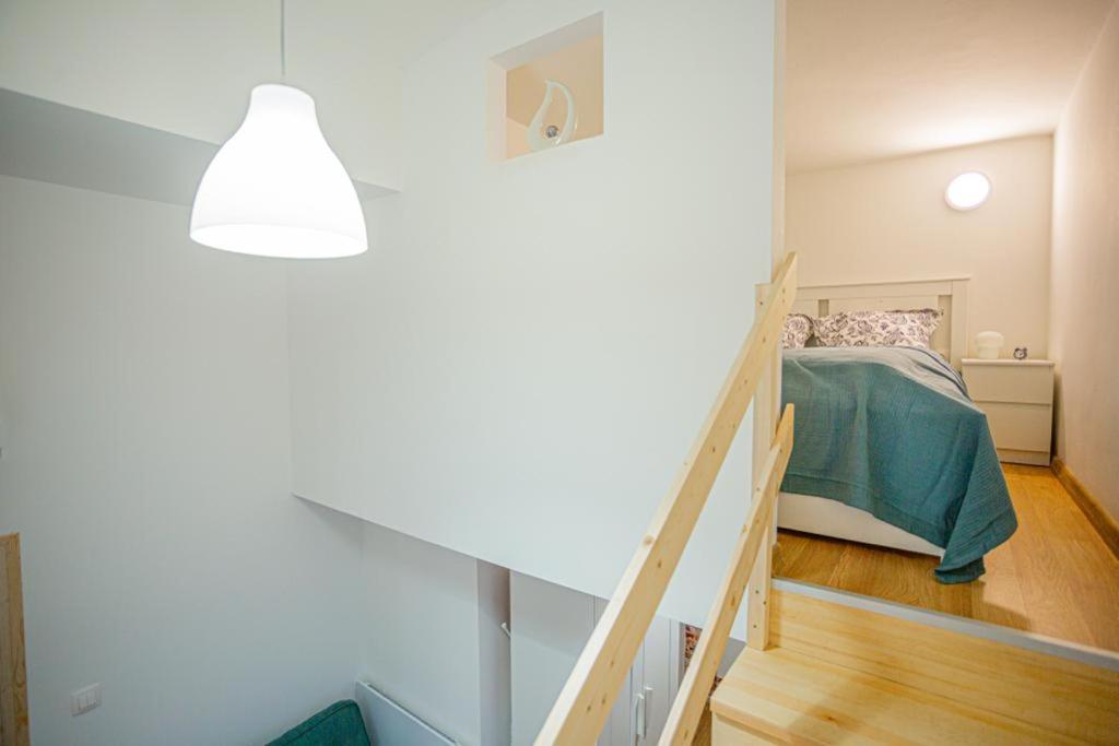 Cosy Gallery Flat In Akacfa St. Budapest Bagian luar foto